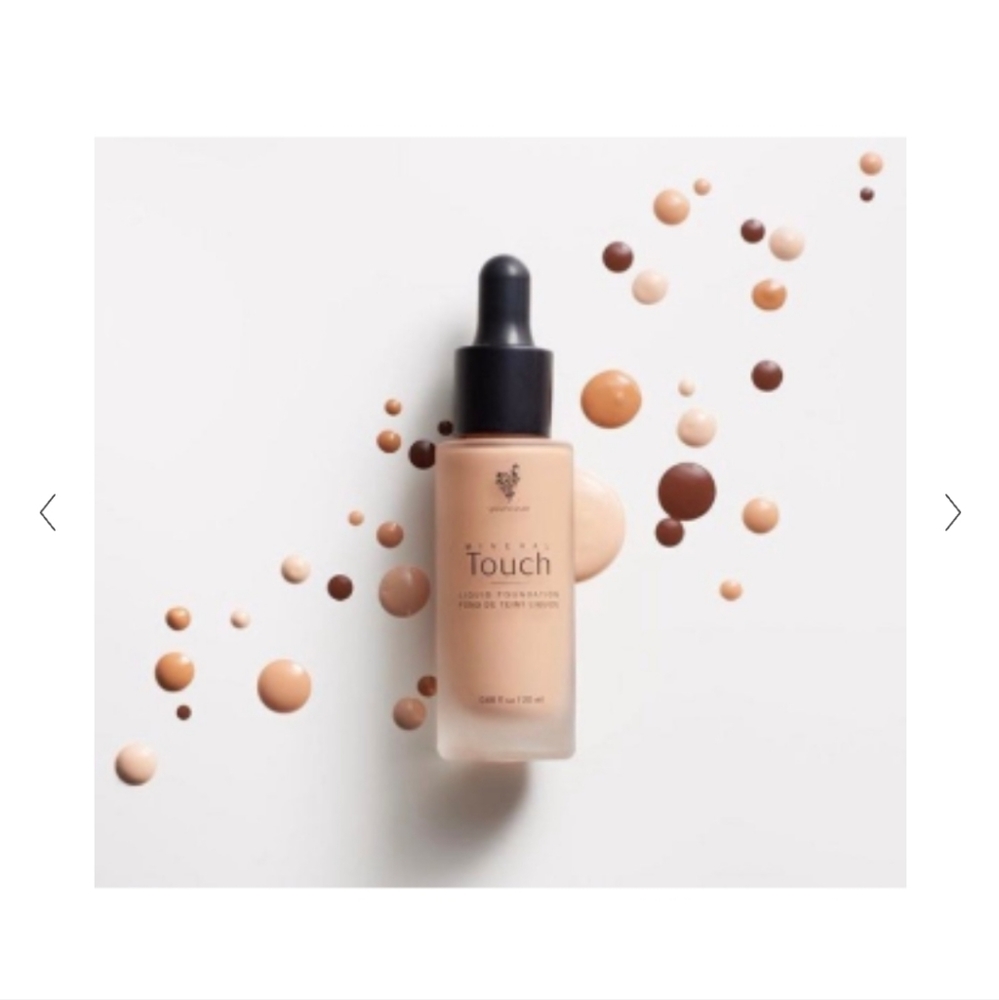 YOUNIQUE Mineral Touch Foundation- SCARLET